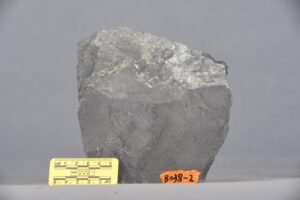 Distinguishing Hole Contraction and Hole Collapse in Geological Drilling